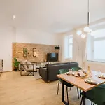 Homely Berlin - Quiet, Large Living Area, Courtyard I Supermarket