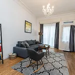 Be In Berlin Apartments Zentral Und Ruhig Fuer Familien Und Geschaeftsreisende In Schoeneberg