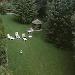 Schlosspark Hotel