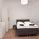 Be In Berlin Apartments At Charlottenburg Castle