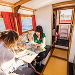 Hausboot Tour Mit Der Wasserkutsche - Fuehrerscheinfrei