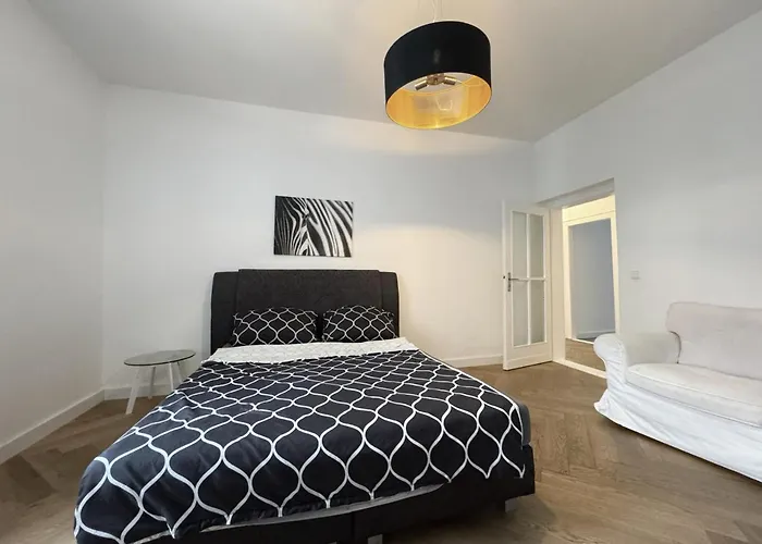 Holidayhome Apartments I Spacious 67Sqm In Berlin Friedrichshain