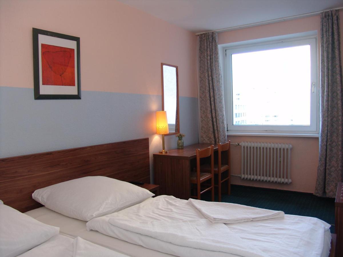 Ansbach Am Kadewe Hotel 3*