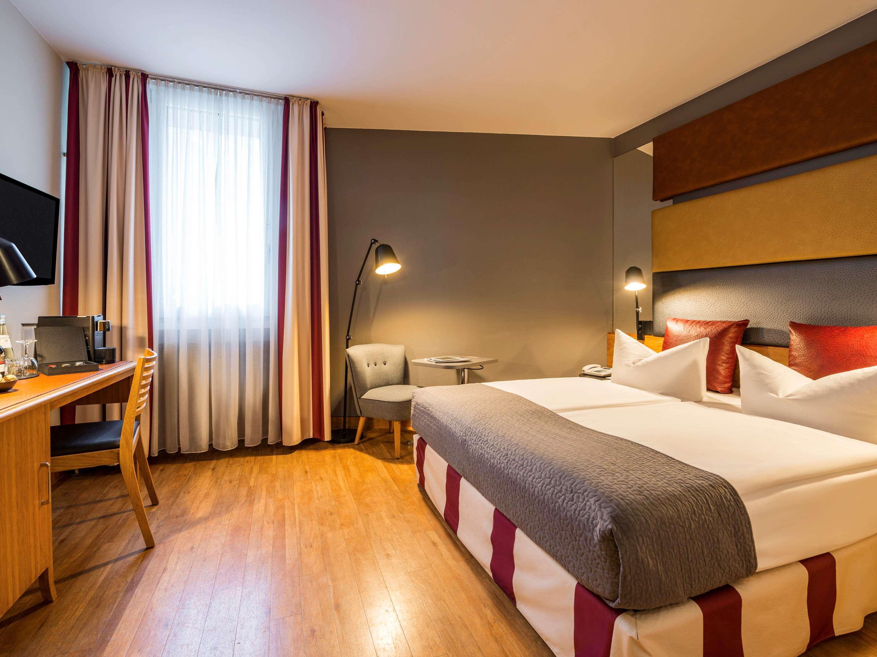 Mercure Zentrum Superior Hotel 3*