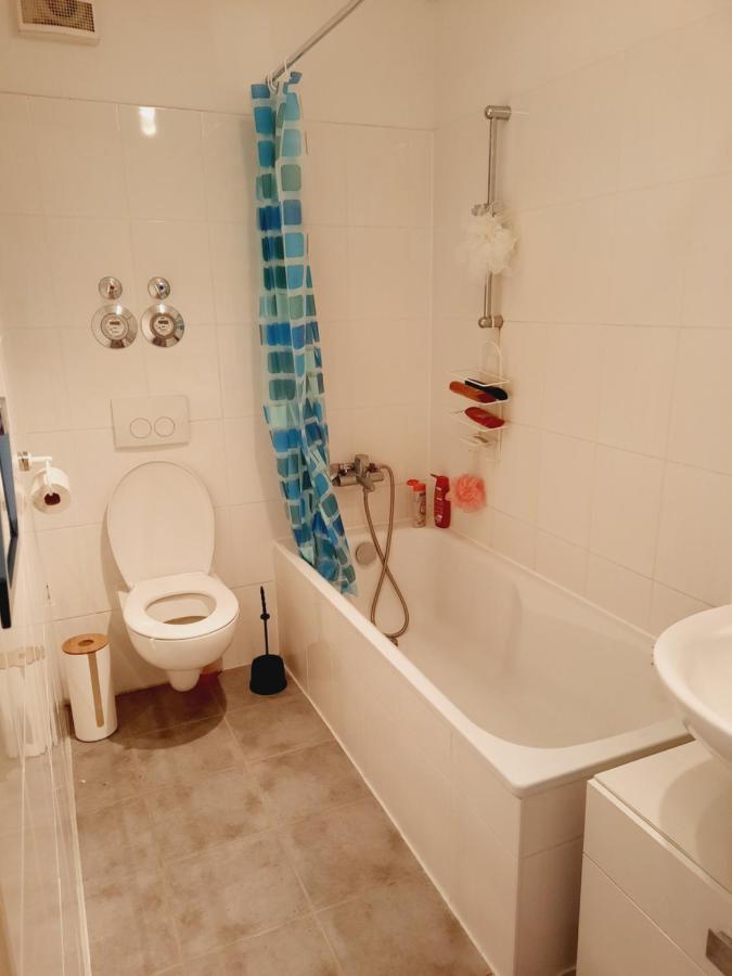 Leive Apartment