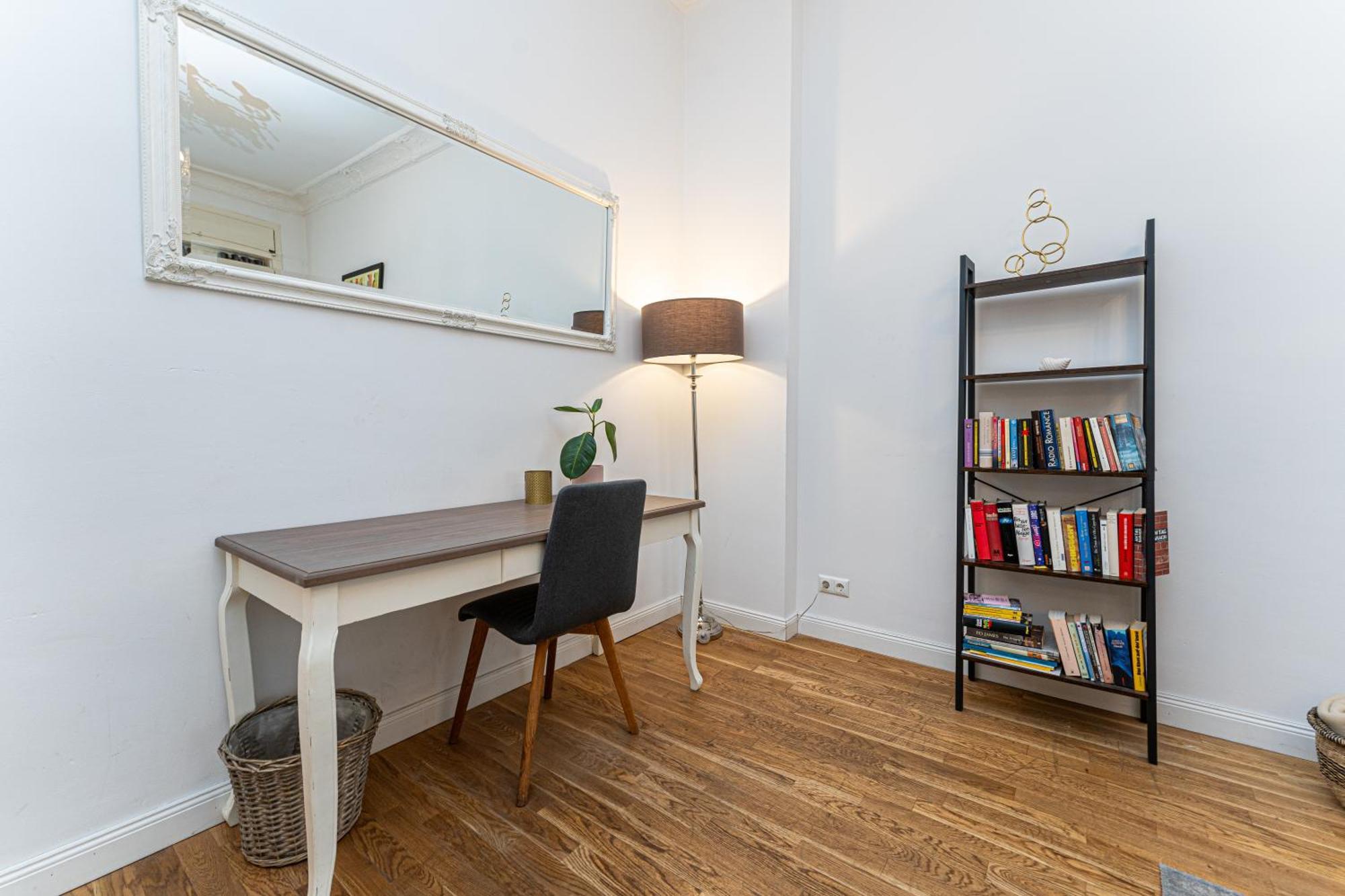 Be In Zentral Und Ruhig Fuer Familien Und Geschaeftsreisende In Schoeneberg * Berlin