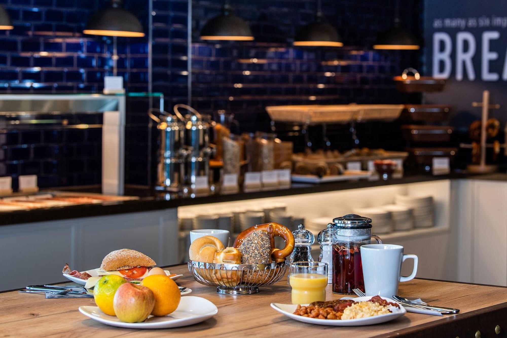 Hotel Premier Alexanderplatz 3*