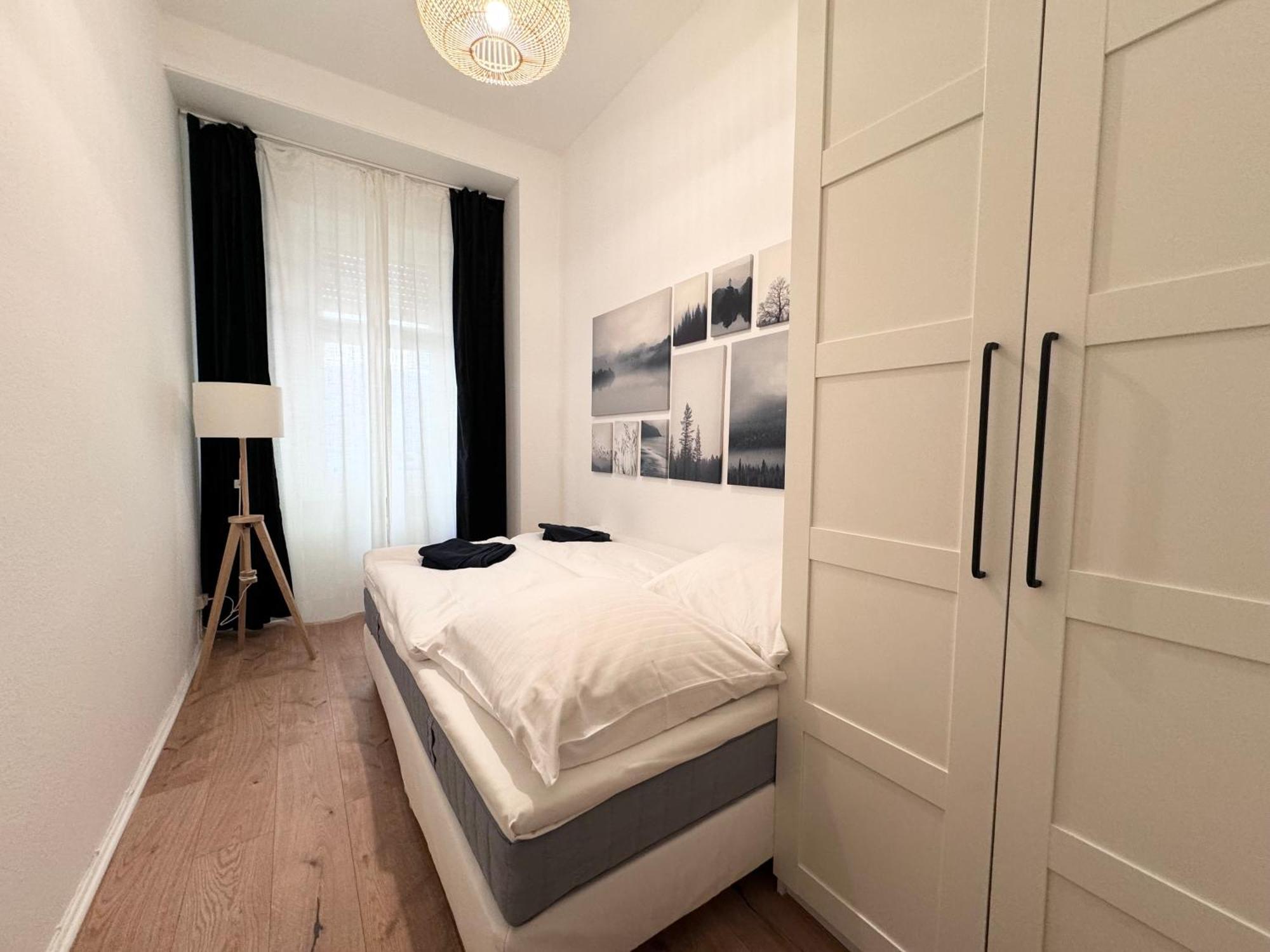 Be In At Charlottenburg Castle Apartment *