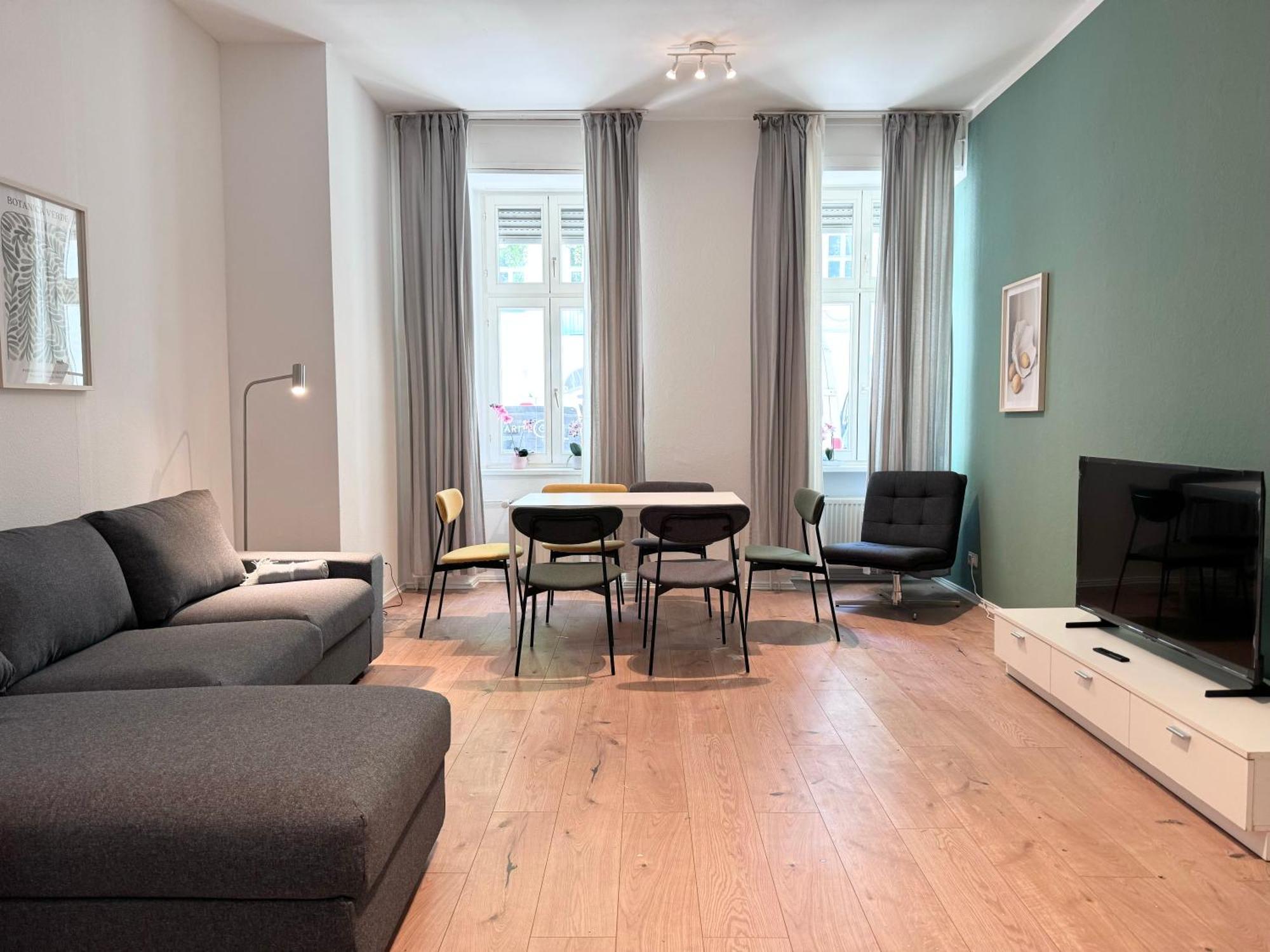 Be In At Charlottenburg Castle * Berlin