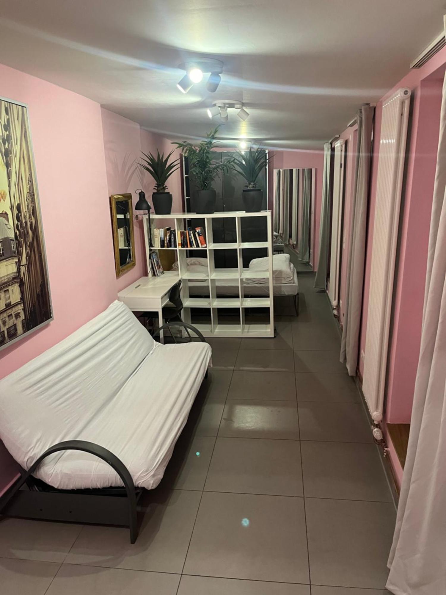 36 Kreuzberg Hostel *