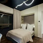 The Garden Suites By Suite030