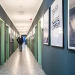 Neohostel