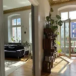 Spirit & Style - Grosszuegige, Helle Altbauwohnung In Bester Prenzlauer Berg Lage