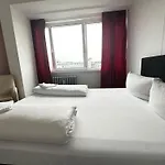 Ootel.Com