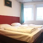 Thomas Rooms