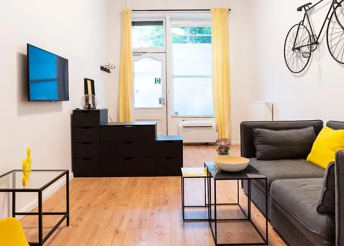 Ll Modern Dream With Ac&High Ceilings 3 Bedrooms