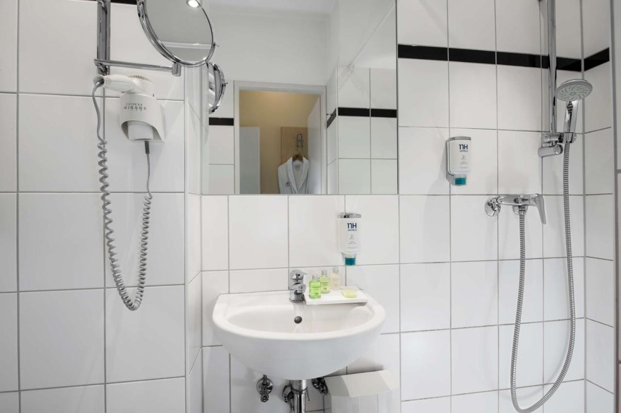 Nh City West 4*