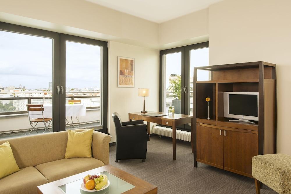 Hotel Nh City West