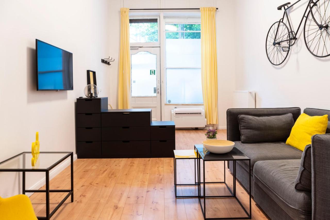Ll Modern Dream With Ac&high Ceilings 3 Bedrooms *