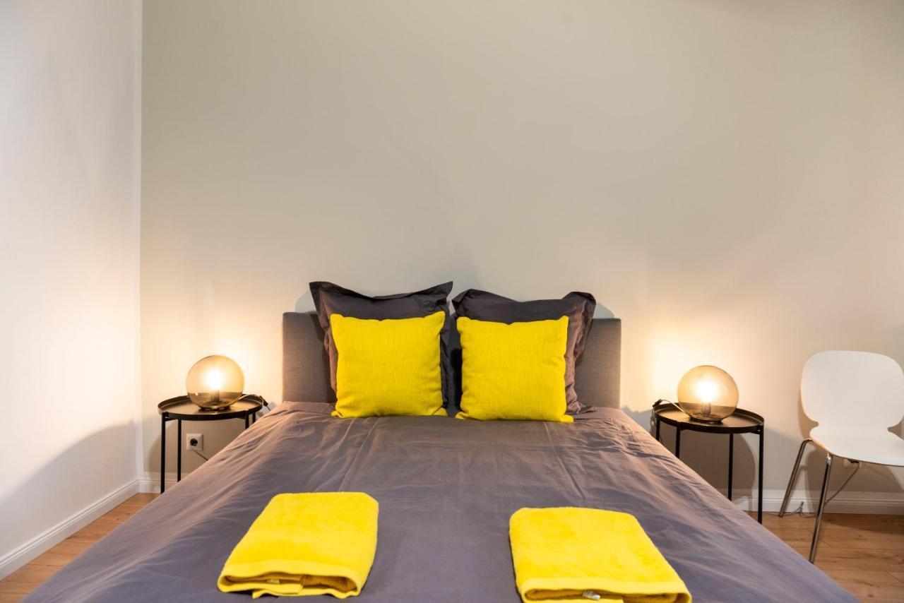 Ll Modern Dream With Ac&high Ceilings 3 Bedrooms *