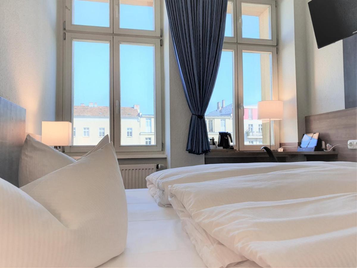 Hotel Melarose Feng Shui 3*