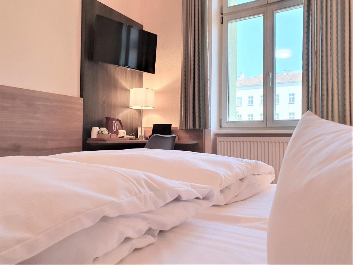 Melarose Feng Shui 3*
