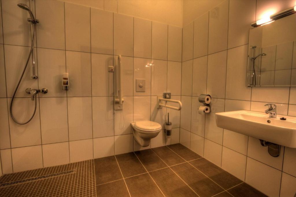 Vandrerhjem 2a *