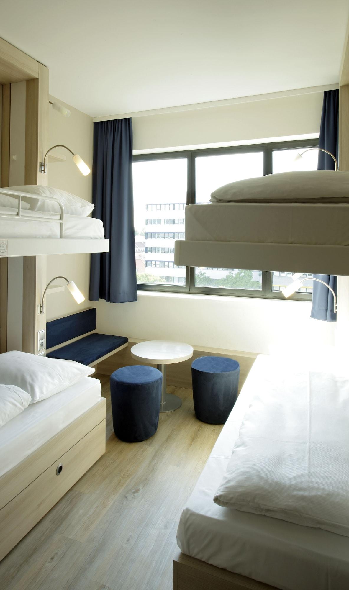 H2 Berlin-alexanderplatz Hotel Berlin