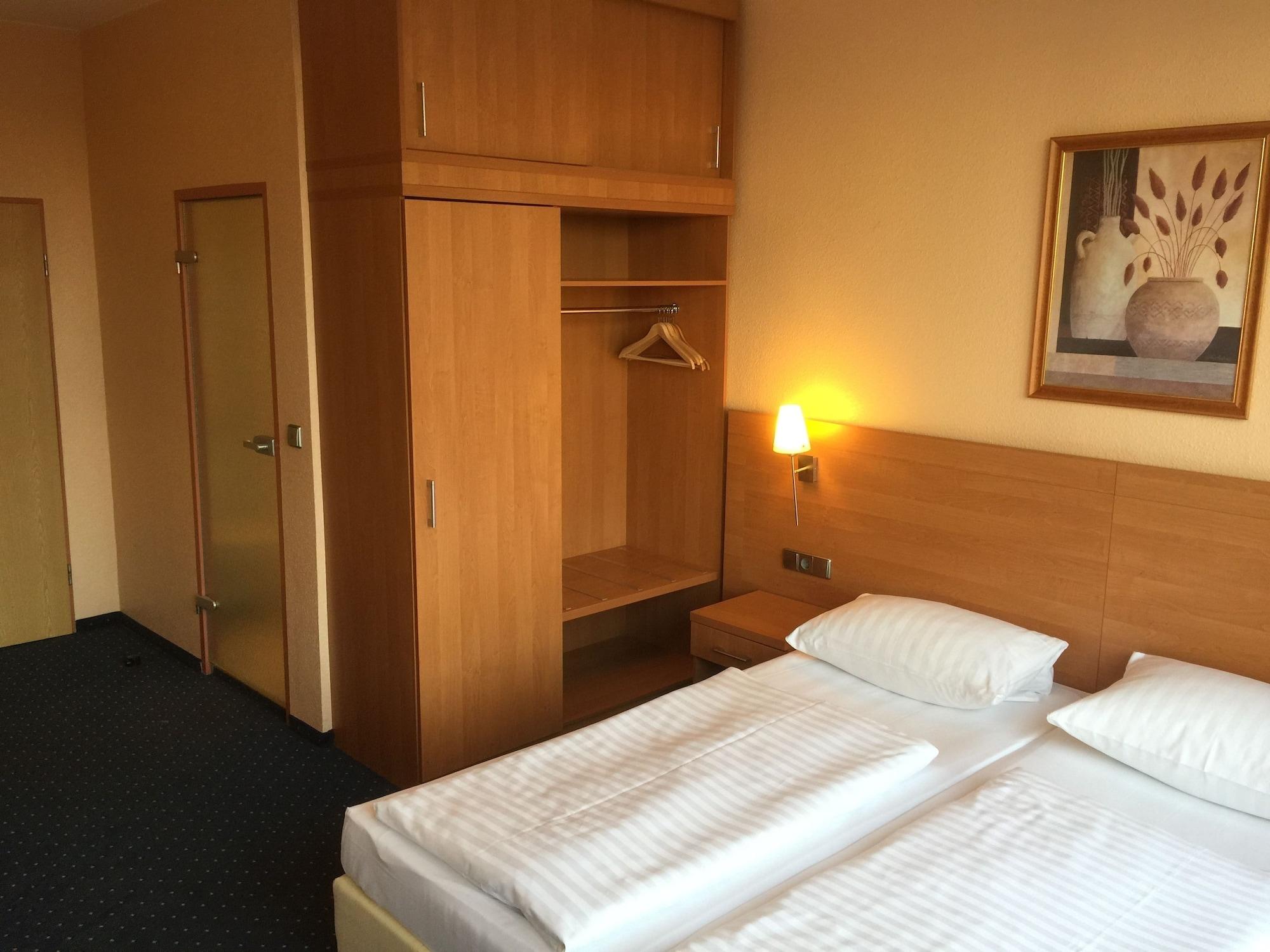 Plaza Charlottenburg 3* Berlin