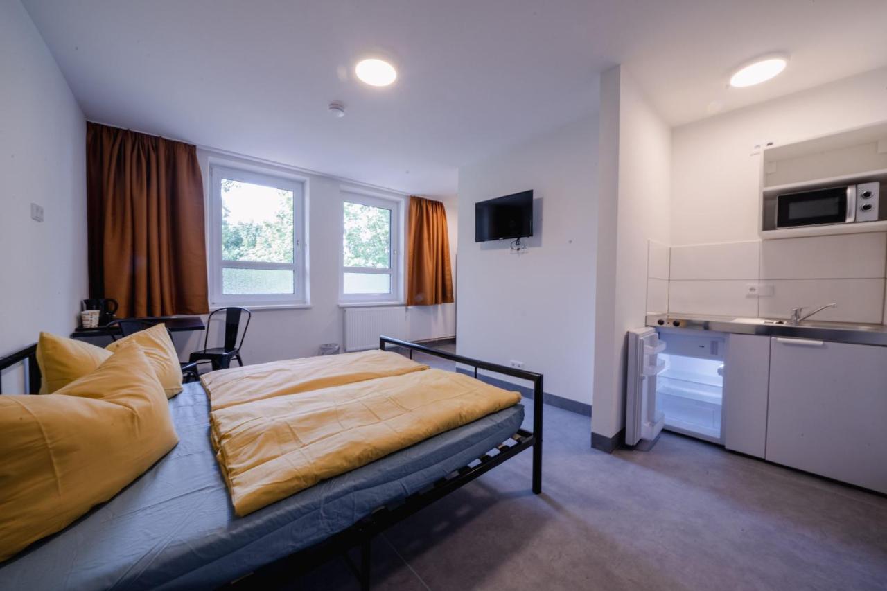 Neohostel