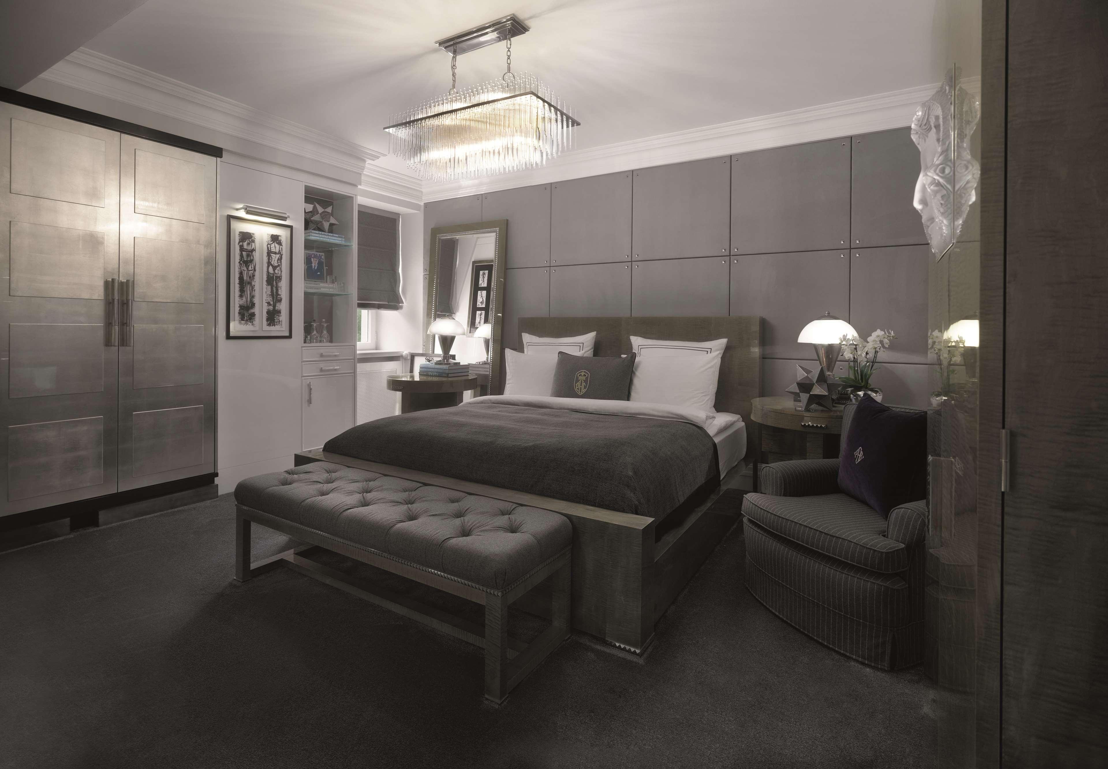 By Patrick Hellmann 5* Berlin