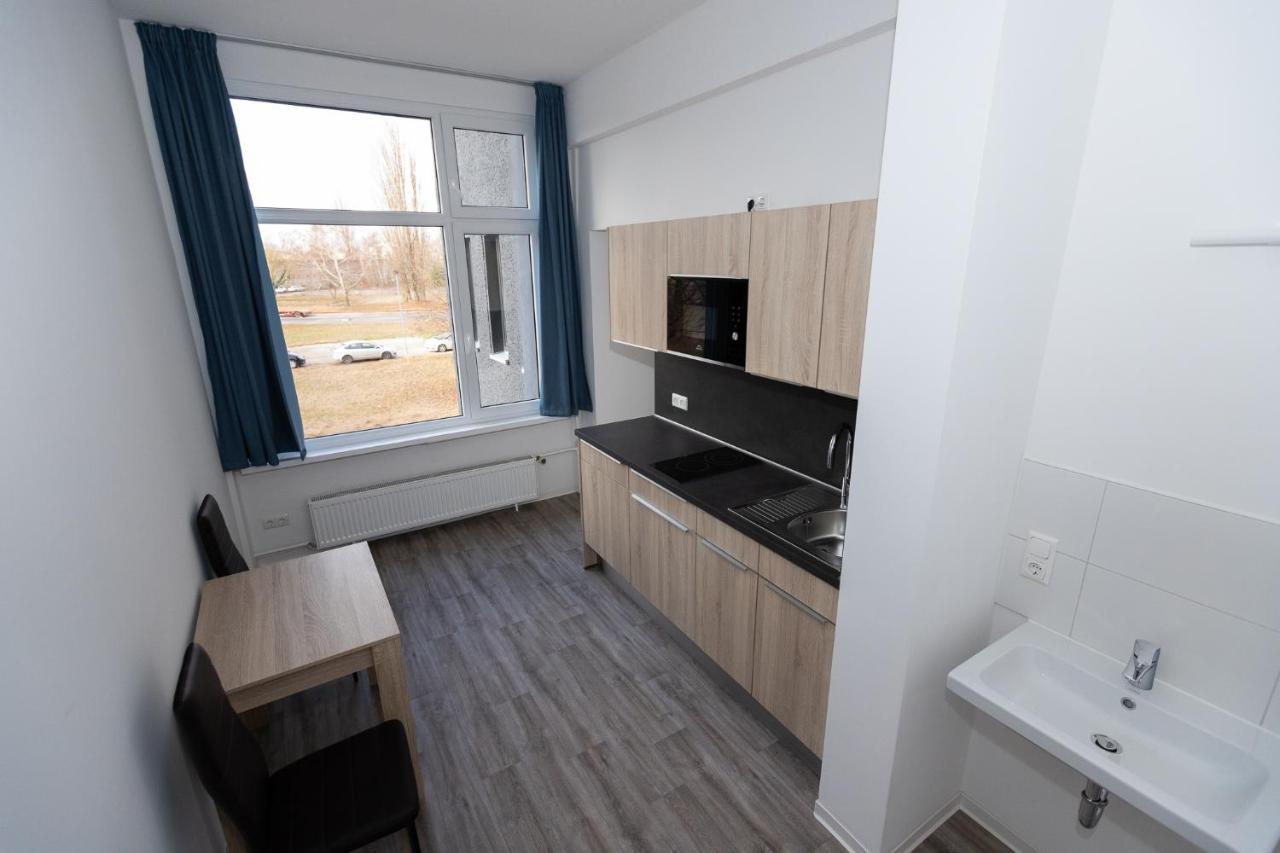 Neohostel *