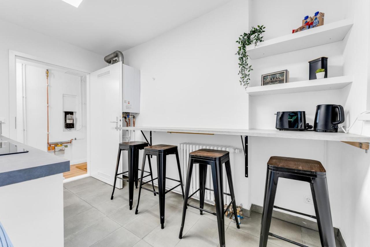 2 Apartments,4 Betten,zentral Am Sbahnhof Koepenick,vollmoebliert Apartment *