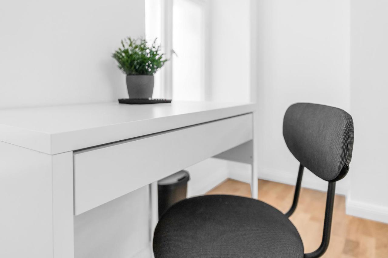 2 Apartments,4 Betten,zentral Am Sbahnhof Koepenick,vollmoebliert