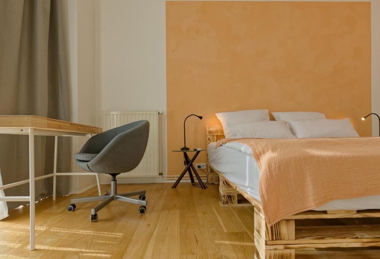 Near Warschauer Platz And Spree River Apartment
