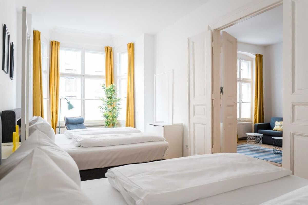 At Rosenthaler Platz Apartment *