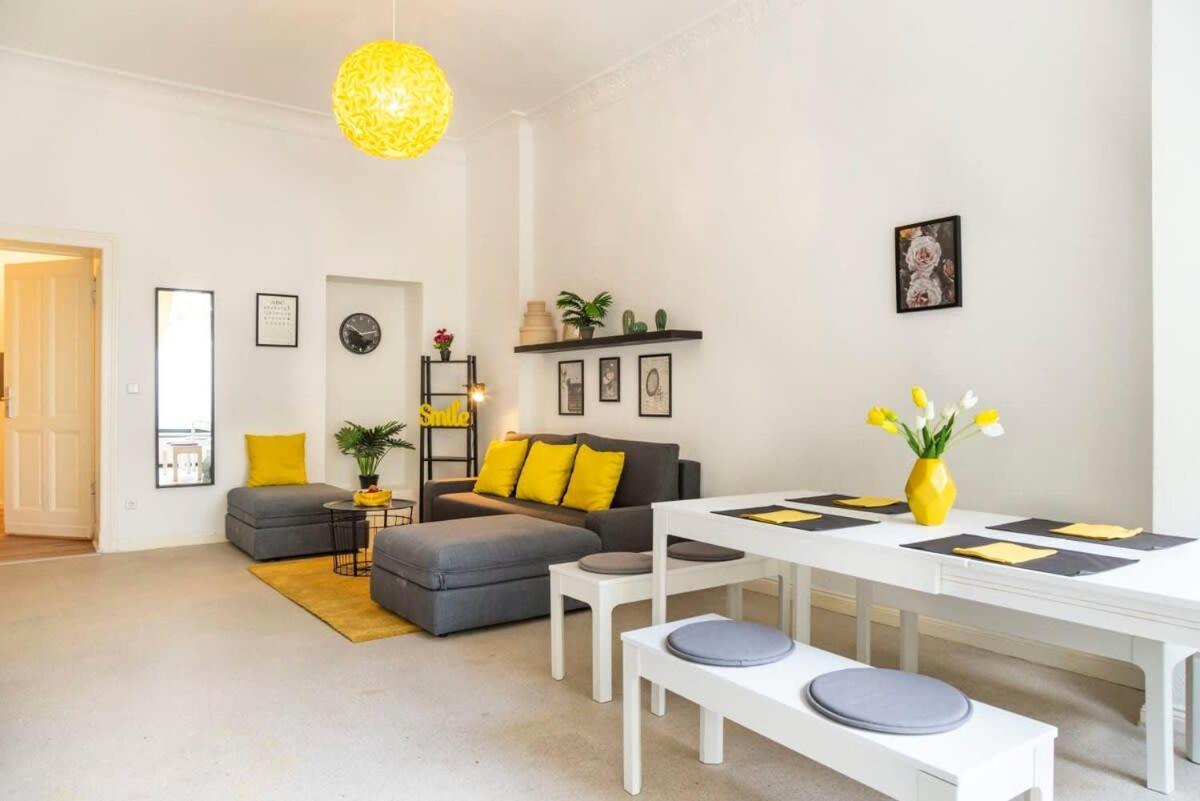Modern 2 Bedroom In Schoeneberg *