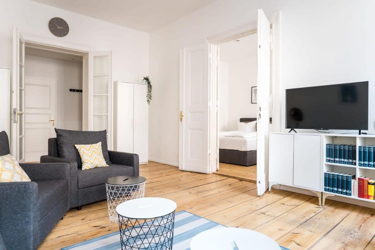 Apartment At Rosenthaler Platz *