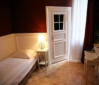 Hotel-maison Am Olivaer Platz 3*