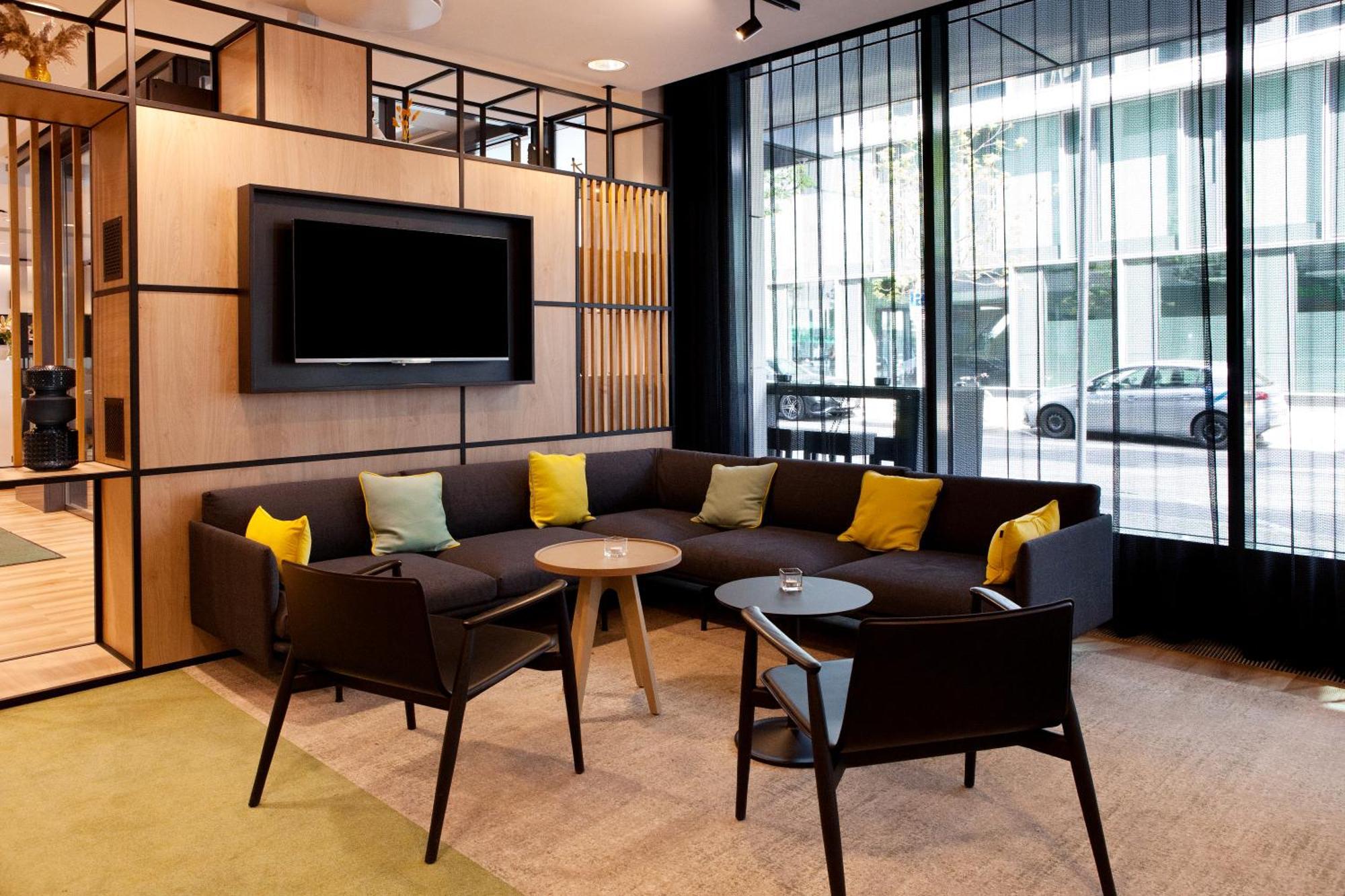 East Side By Ihg Hotel Berlin
