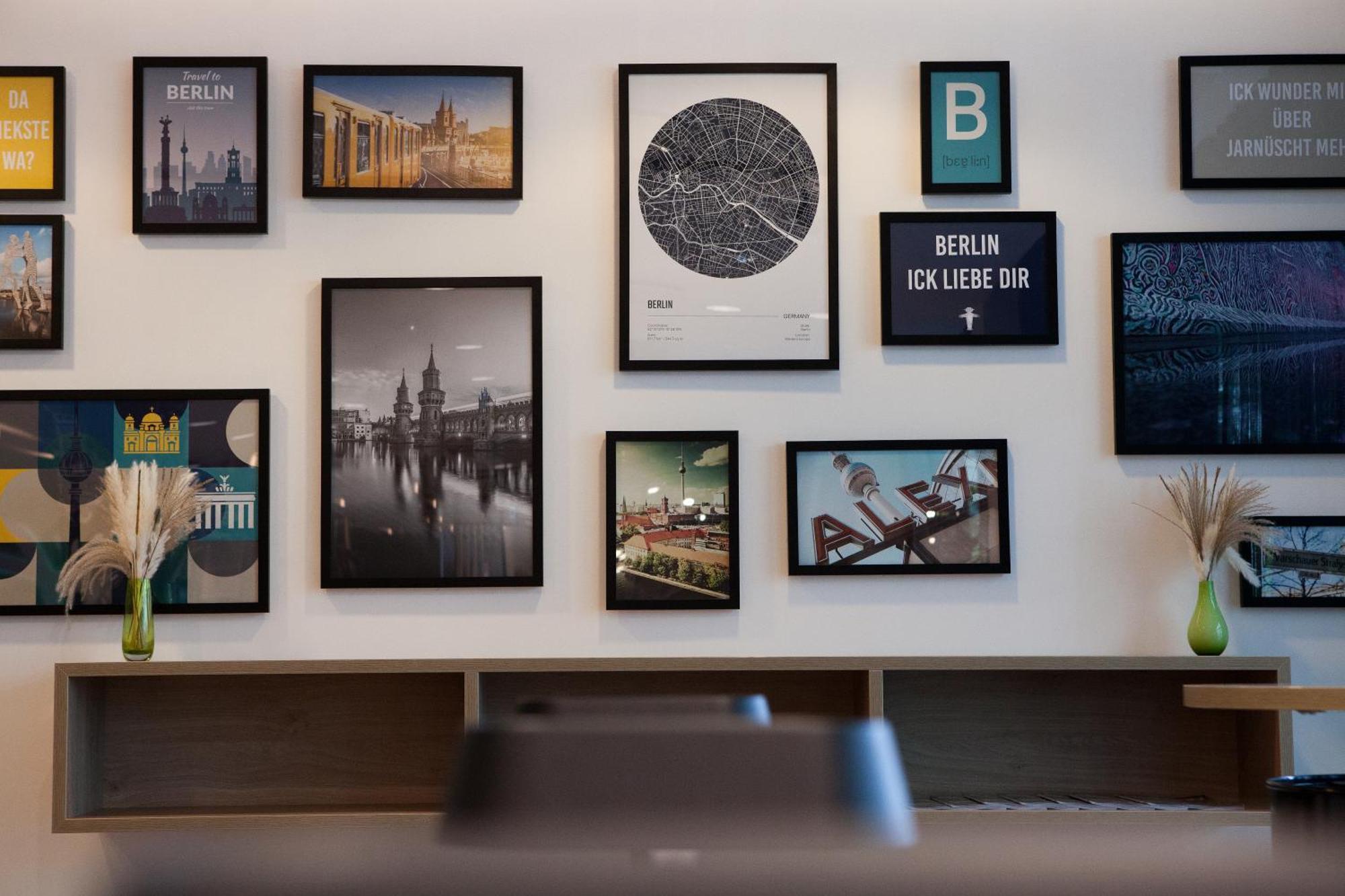 Hotel East Side By Ihg 4*