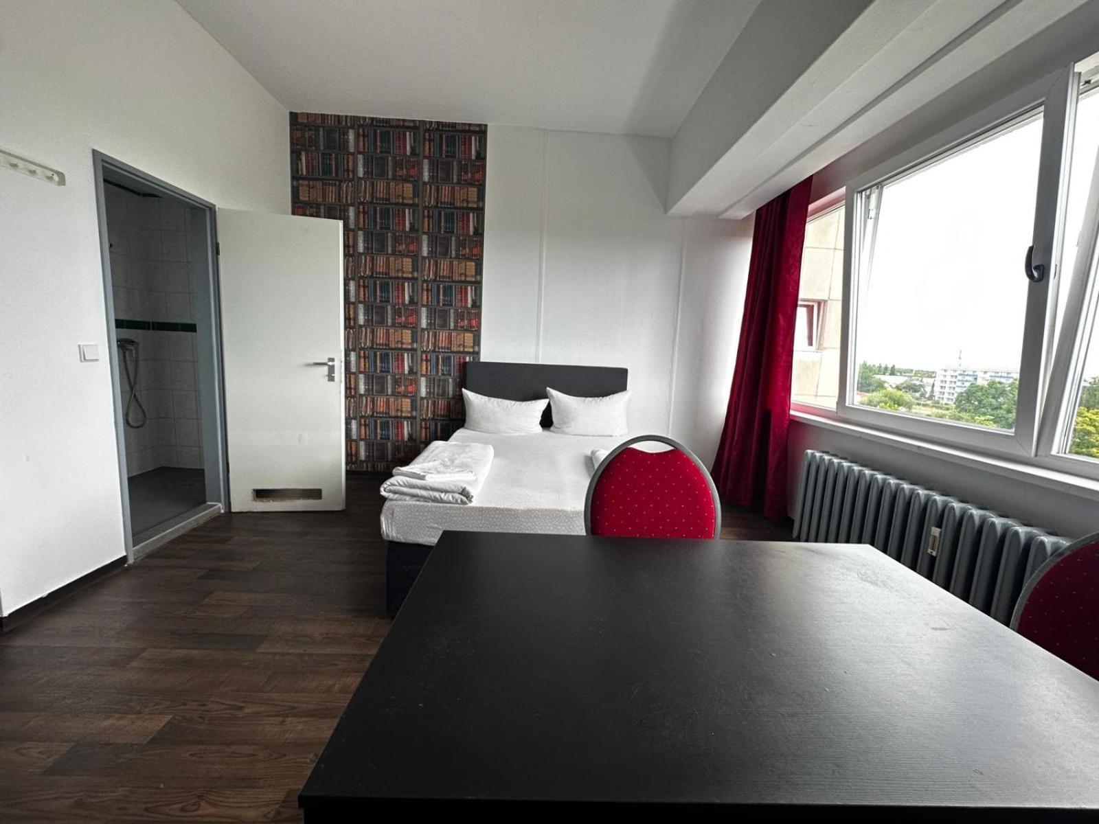 Hotel Ootel.com 3*