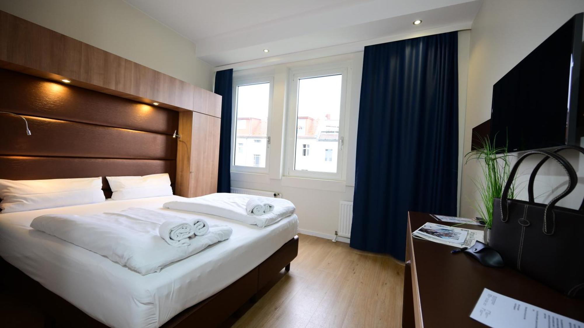 Hotel Plus