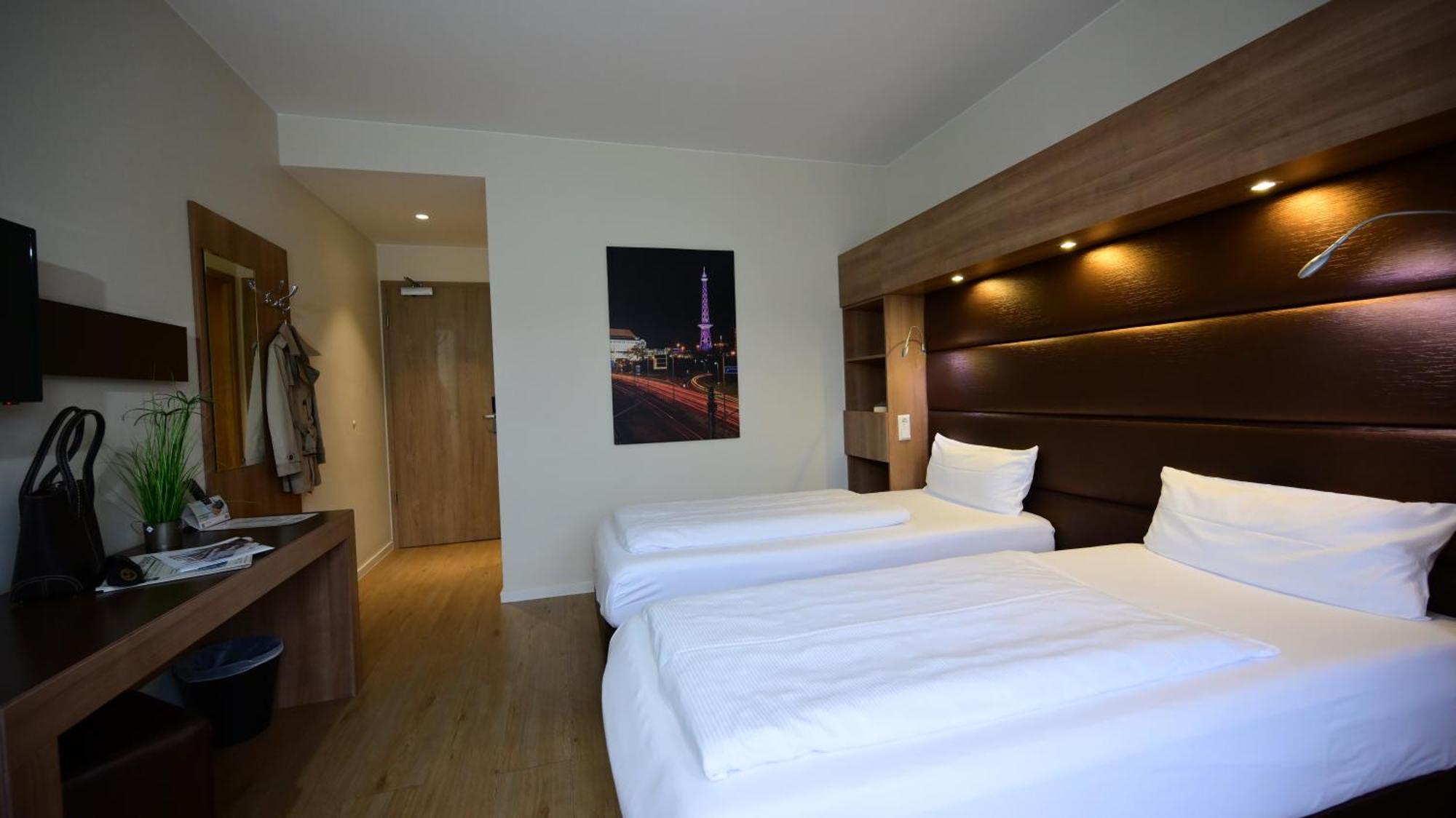 Plus Hotel