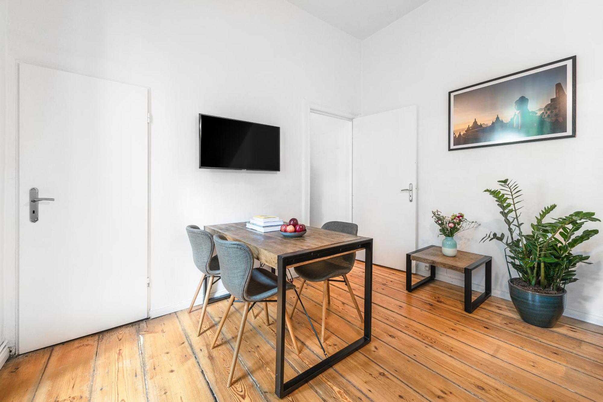 Apartment The Stralauer, 1 Bed Up To 2 People, Friedrichshain