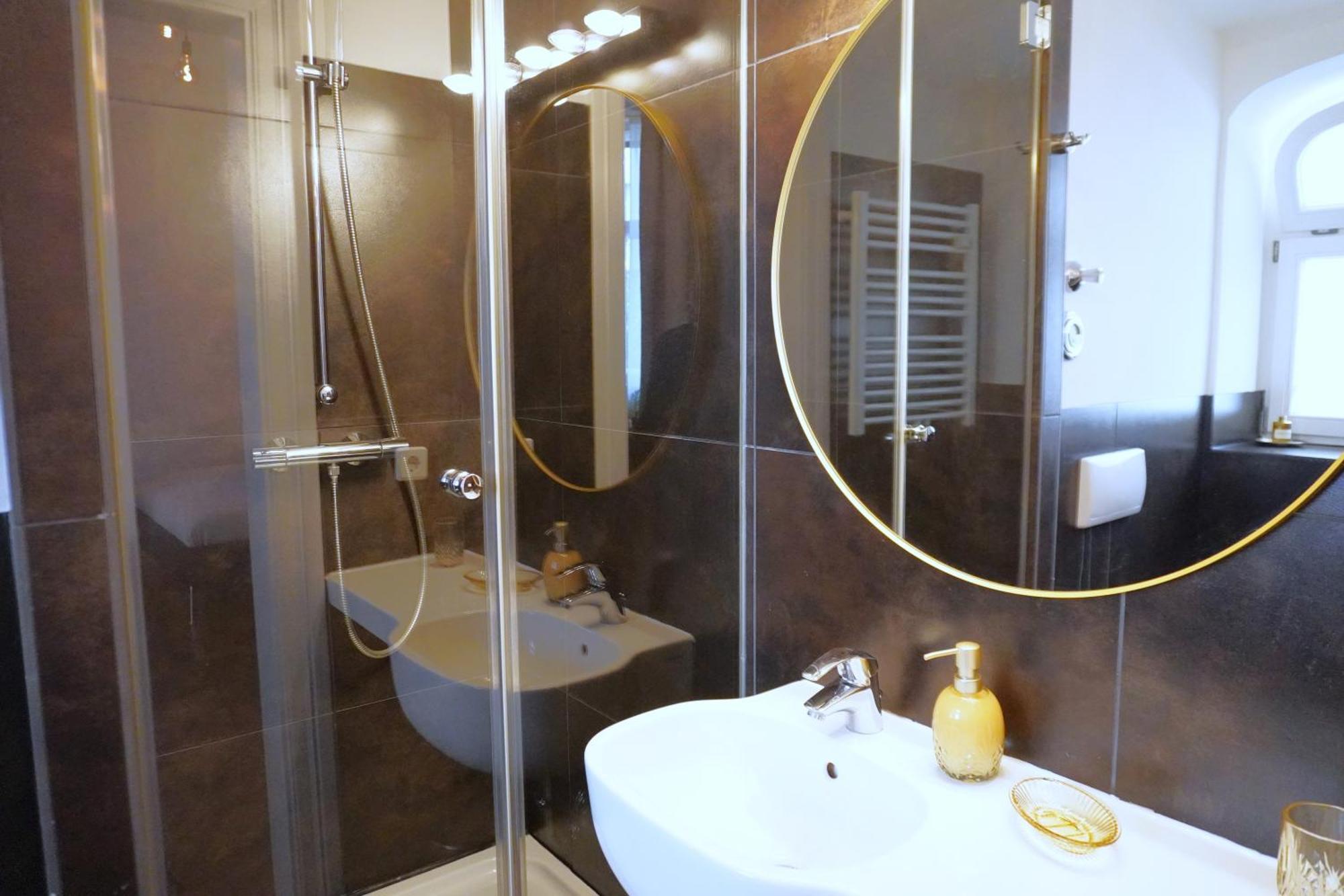 Jomi I Elegantes Wohnen In Apartment *