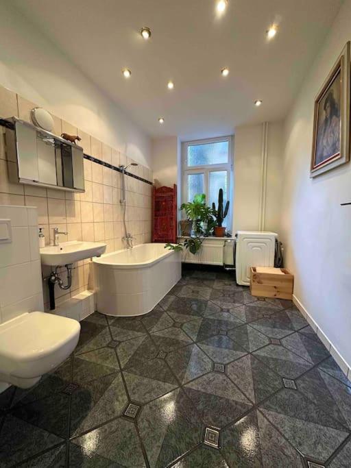Apartment Berliner Altbaubauwohnung In Mitte *