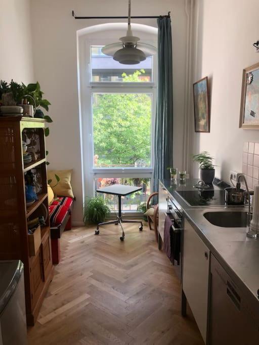 Berliner Altbaubauwohnung In Mitte Apartment *