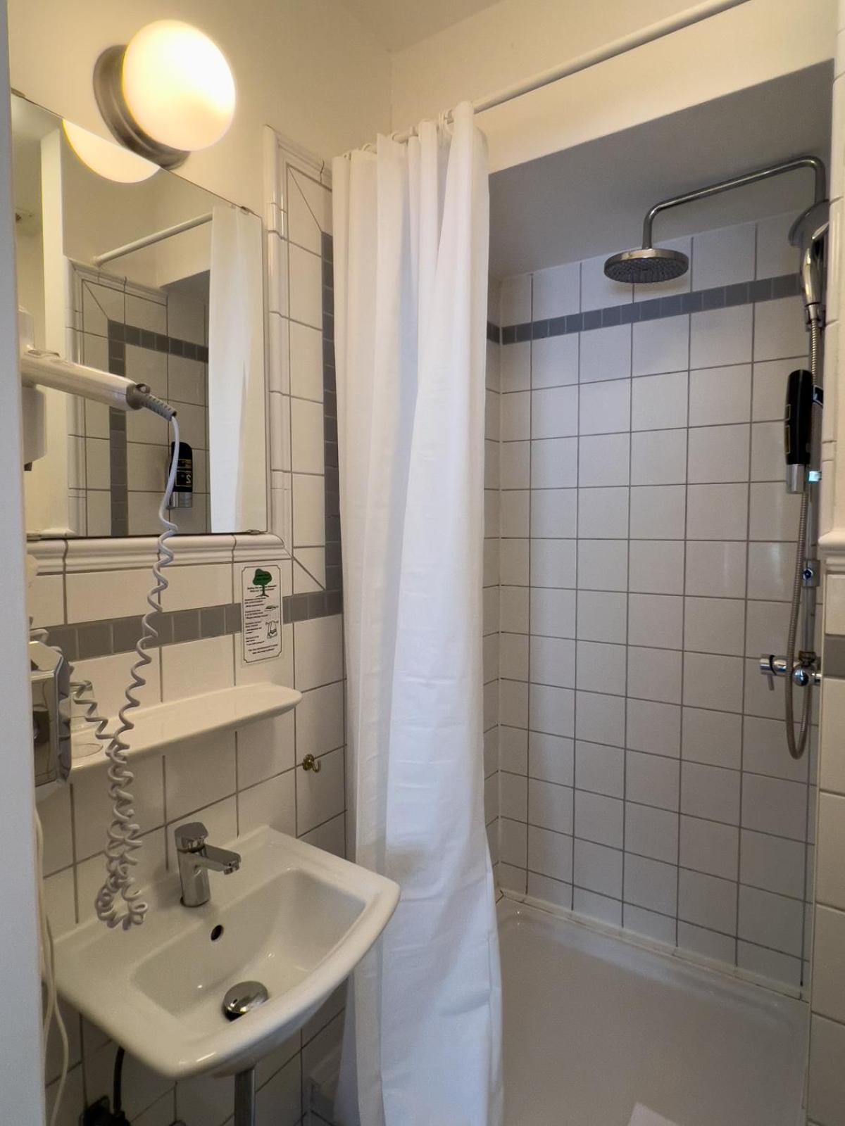 Hotel-maison Am Olivaer Platz Berlin