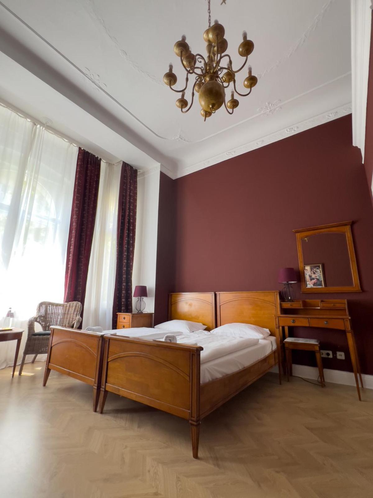 Hotel-maison Am Olivaer Platz Berlin
